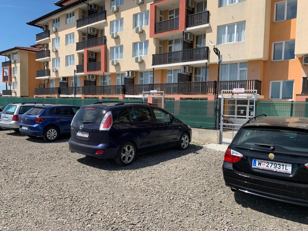 Apartcomplex Chateau Aheloy Esterno foto