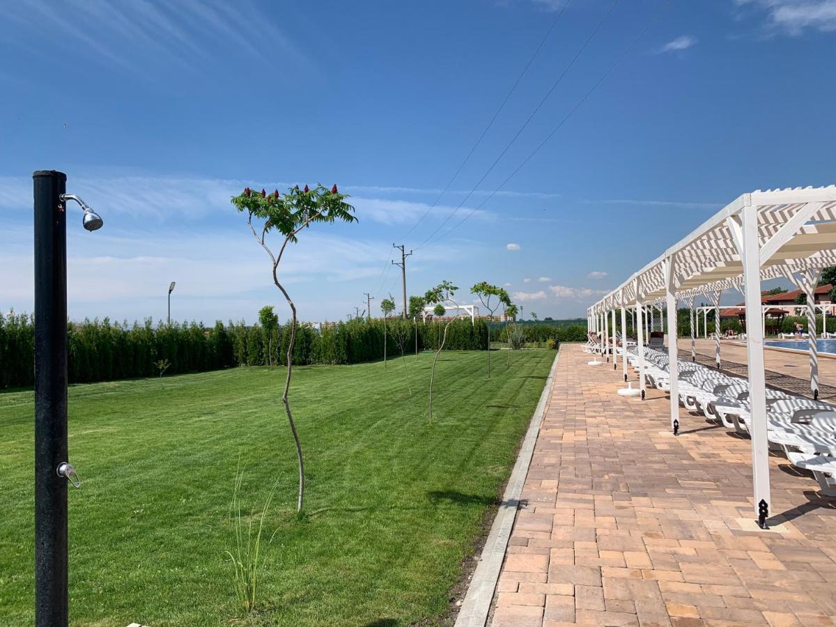 Apartcomplex Chateau Aheloy Esterno foto