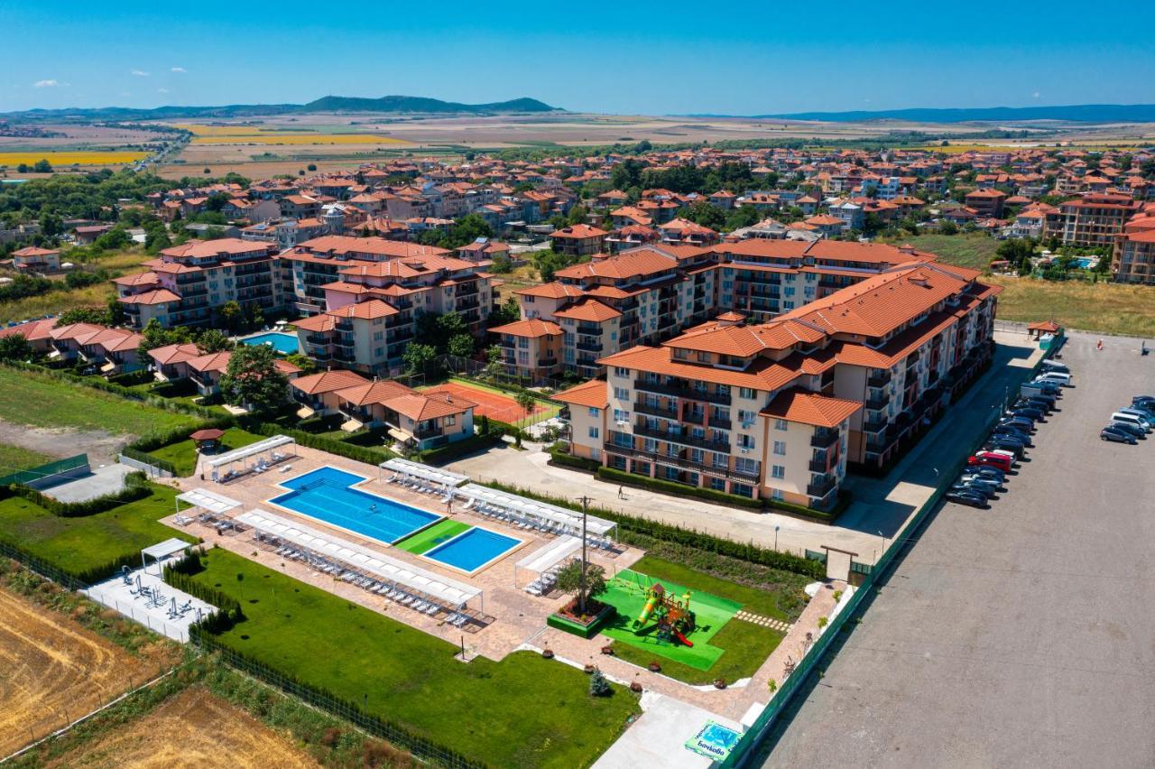 Apartcomplex Chateau Aheloy Esterno foto