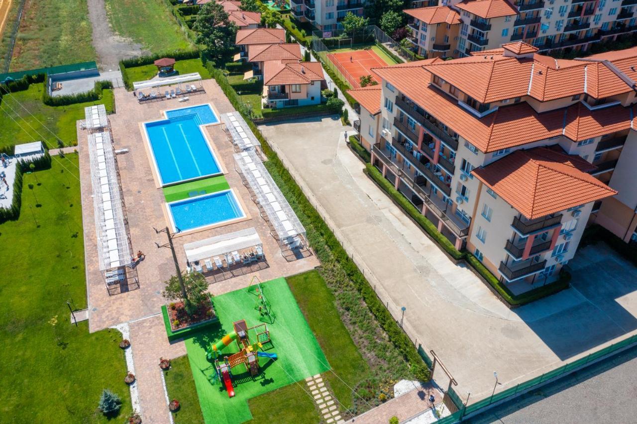 Apartcomplex Chateau Aheloy Esterno foto