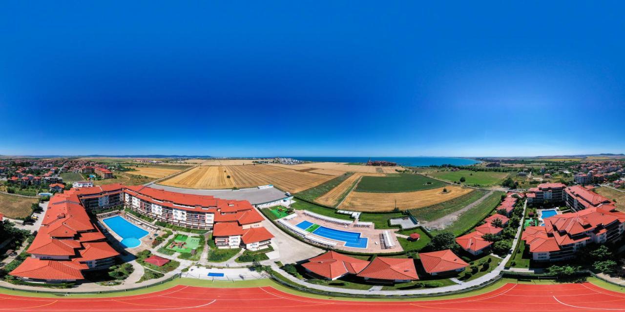 Apartcomplex Chateau Aheloy Esterno foto