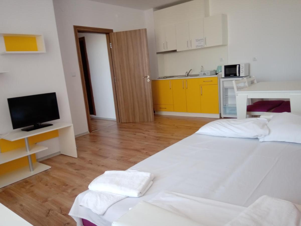 Apartcomplex Chateau Aheloy Esterno foto