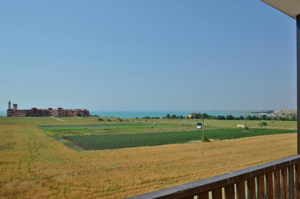 Apartcomplex Chateau Aheloy Esterno foto