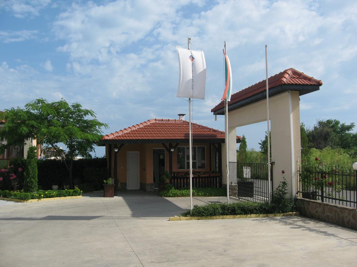 Apartcomplex Chateau Aheloy Esterno foto