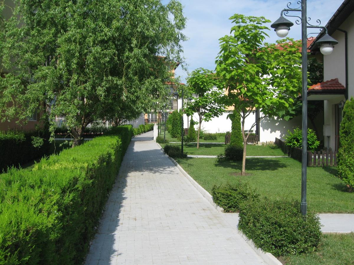 Apartcomplex Chateau Aheloy Esterno foto