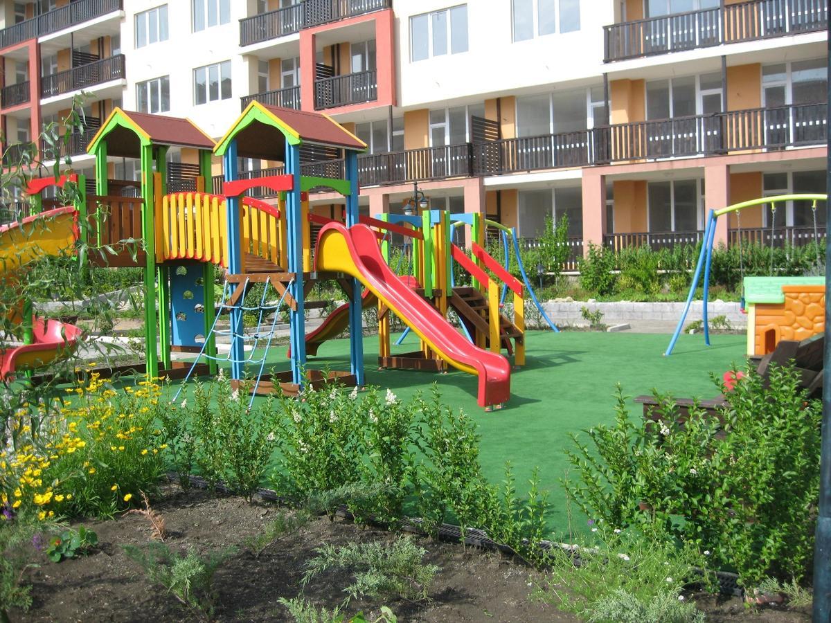 Apartcomplex Chateau Aheloy Esterno foto